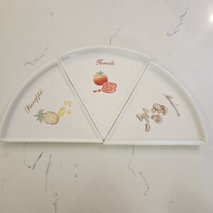 Retired 3 Pottery Barn Pizza Buono Stoneware Triangle Pizza Slice Plates